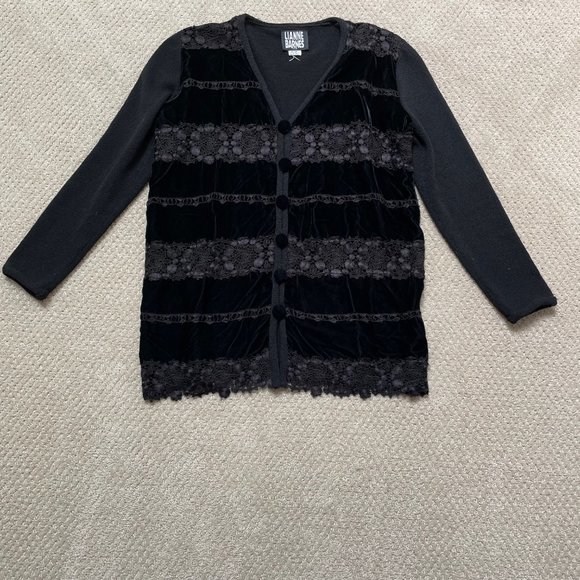 Lianne Barnes Black Velvet and Lace Long Cardigan - Picture 5 of 9
